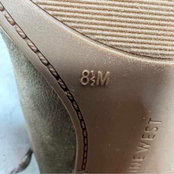 New Nine West Women's Orleeh Tan Suede Leather Block Heel Ankle Bootie Size 8.5 - Picture 8 of 12